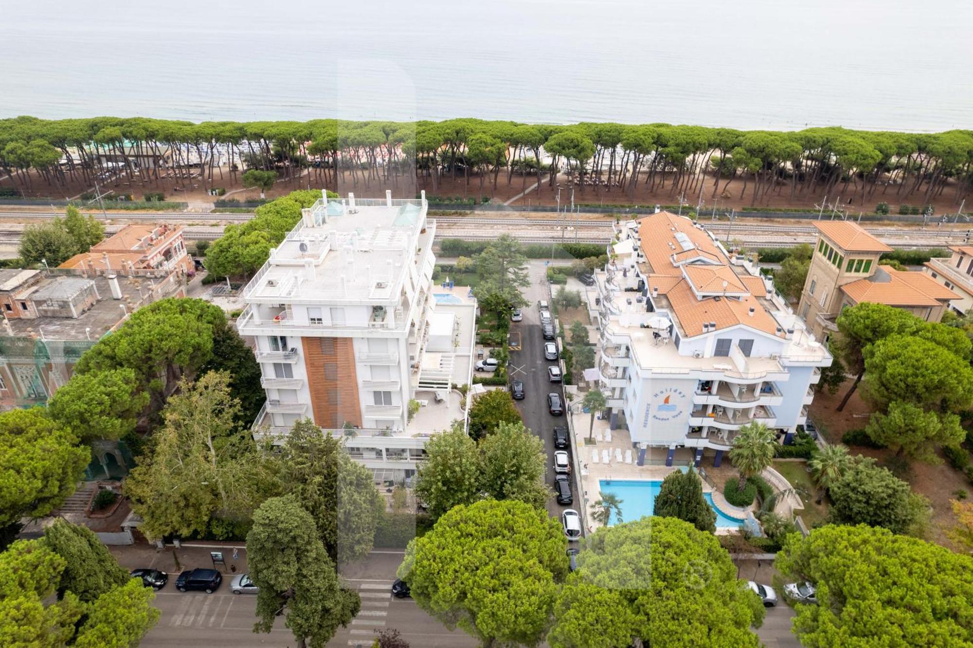 Homiday - Residence Prestige Pineto Exterior foto